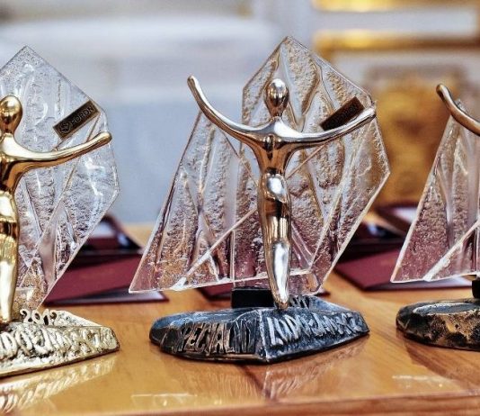 Lodołamacze statuetki